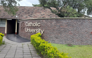 Read more about the article Catholic University of Zimbabwe (CUZ) Review In 2024